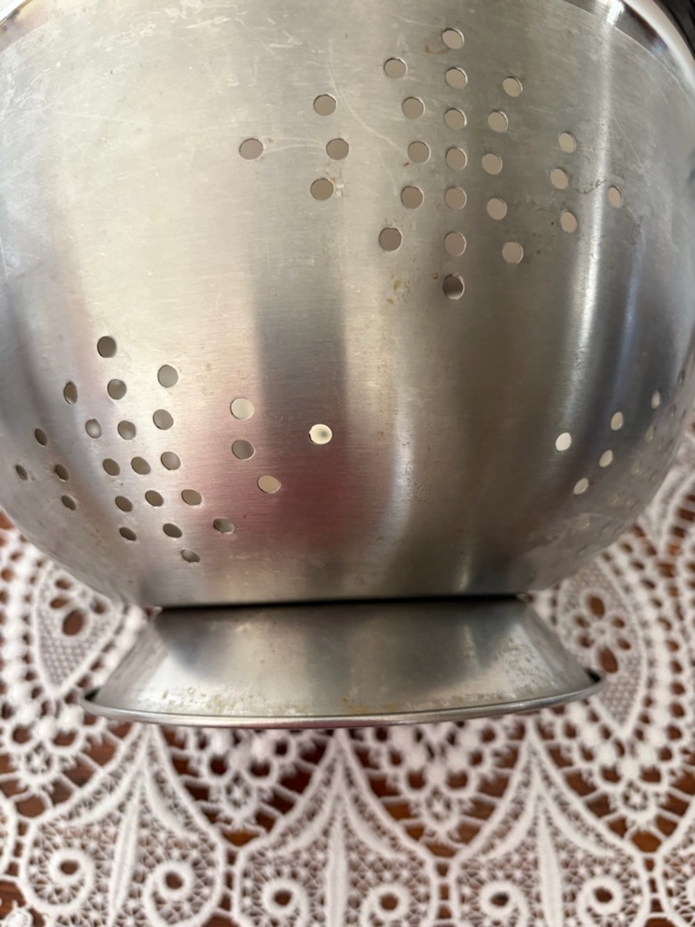 Stainless Colander - Picture 6 of 7